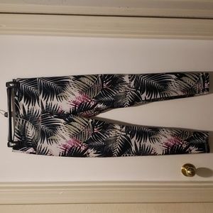 Workout tropical print leggings